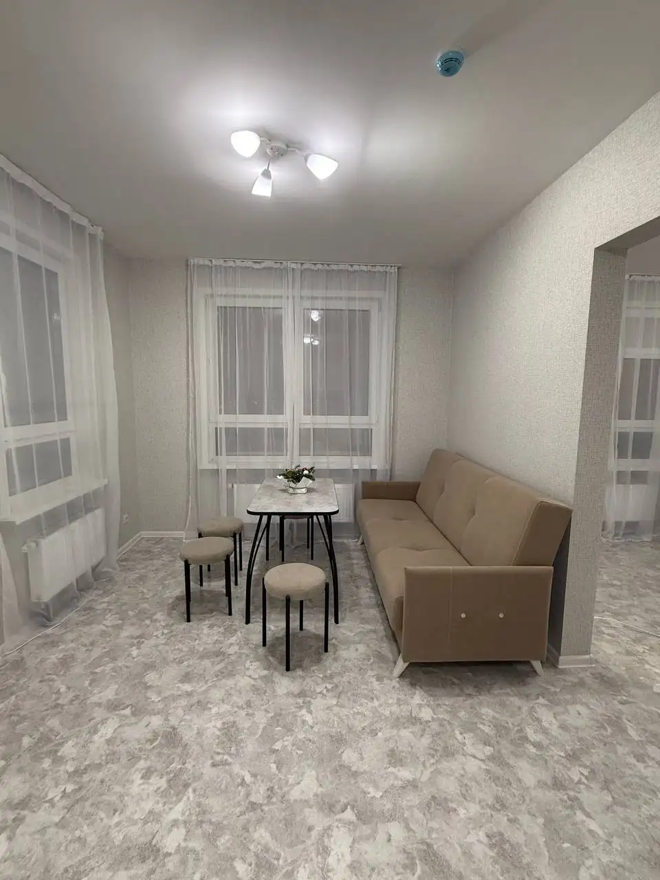 Сдается евротрёшка 57 кв.м на долгий срок в Казани - Аренда квартир (Недвижимость) в Казань