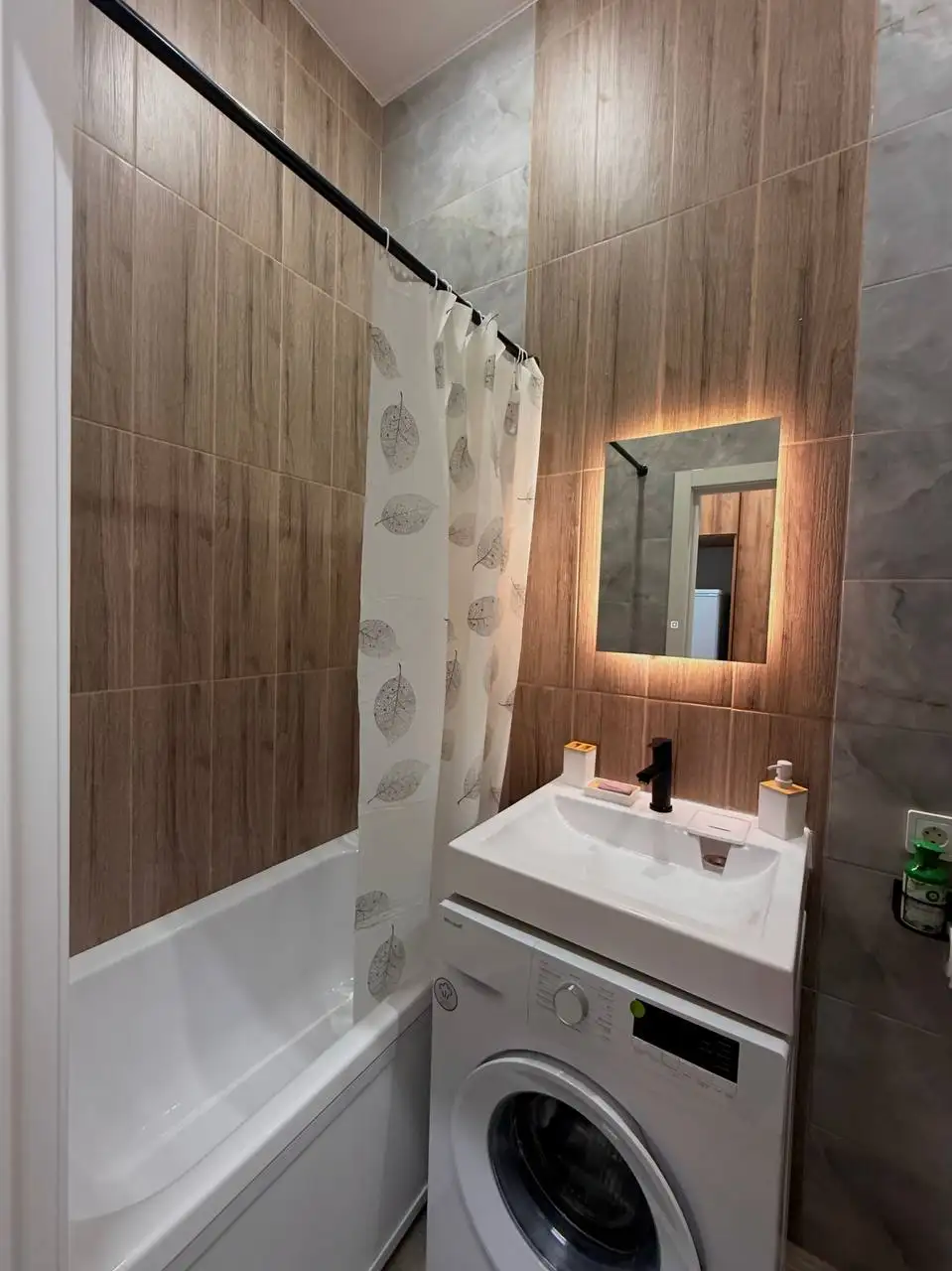 Сдается гостинка в 10 минутах от центра Казани - Аренда квартир (Недвижимость) в Казань