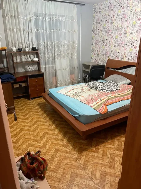 Сдам комнату на Ломжинской 22 - Квартиры посуточно в Казань