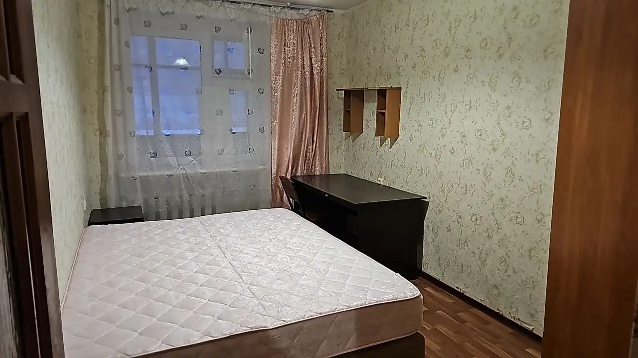 Сдается 2-комнатная квартира на Клары Цеткин 33 - Квартиры (Недвижимость) в Казань