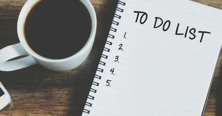 Помощник менеджера по работе с клиентами