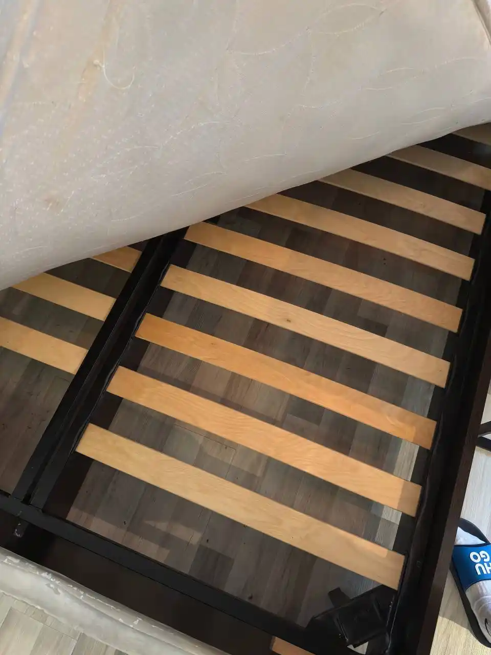 Отдам за шоколадку