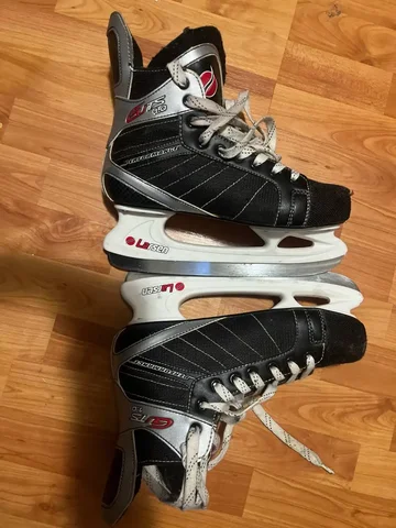 Продам коньки в хорошем состоянии - Хобби и отдых в Екатеринбург