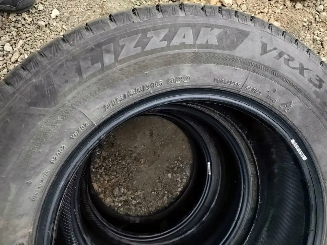 Продажа шин Bridgestone Blizzak VRX3 215/65/16
