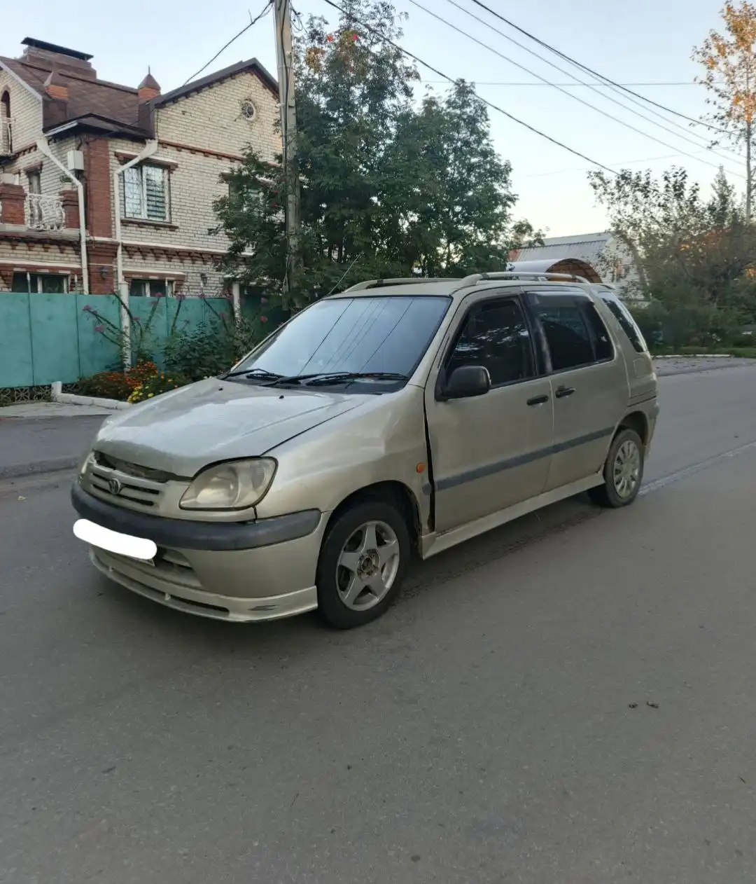 Продажа Toyota Raum 1997 года