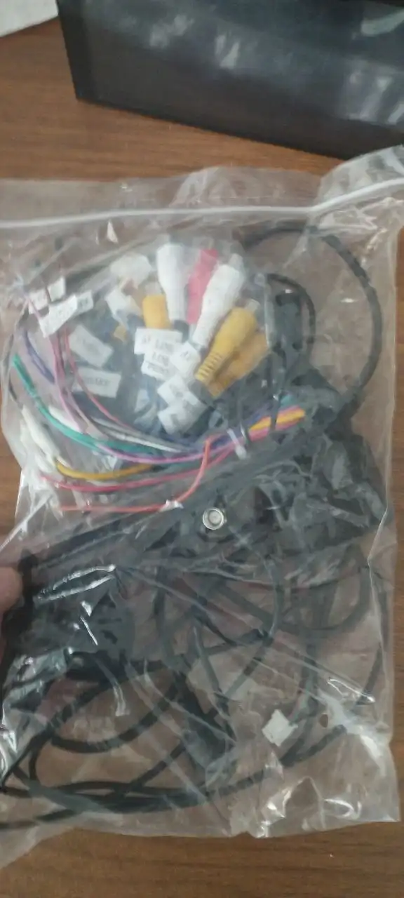 Продажа магнитоллы Android в коробке с документами