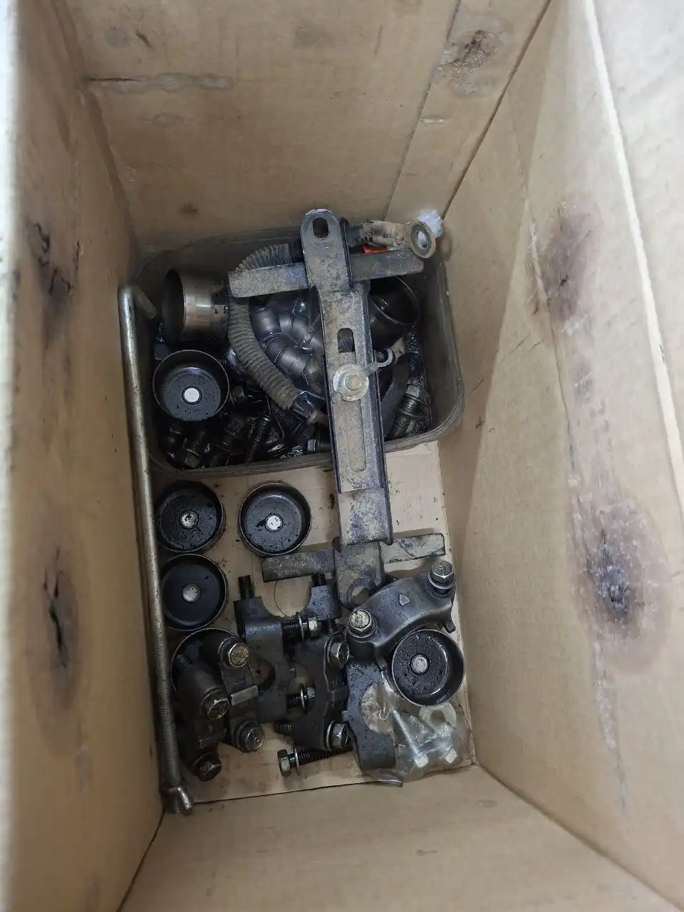 Продажа двигателя 1HDT в разобранном виде с запчастями