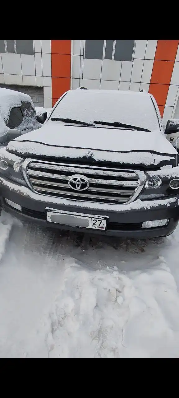 Продажа Toyota Land Cruiser 200, 4.5 дизель, АКПП, не на ходу