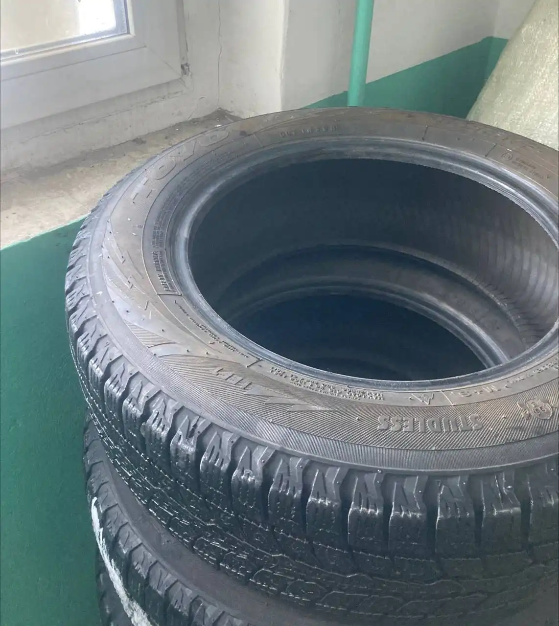 Продам зимнюю резину TOYO 195/65/15