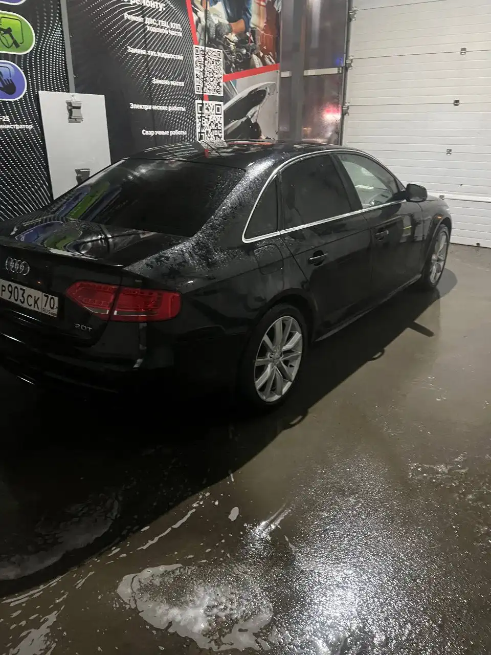 Продам Audi A4 B8 2010 год