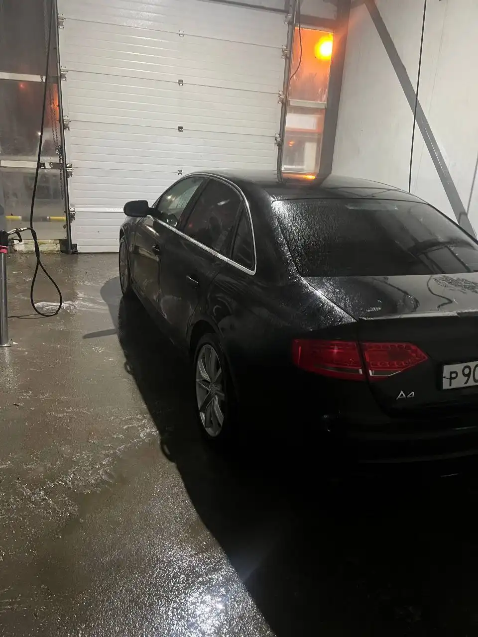 Продам Audi A4 B8 2010 год