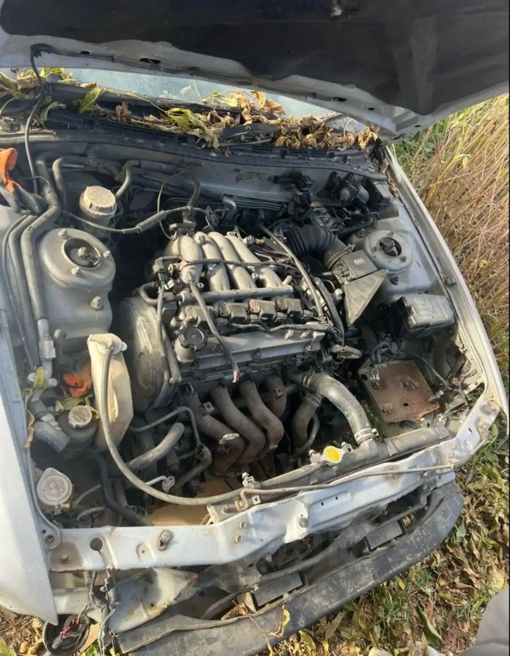 Продажа автомобиля Mitsubishi Galant 1998 года после ДТП