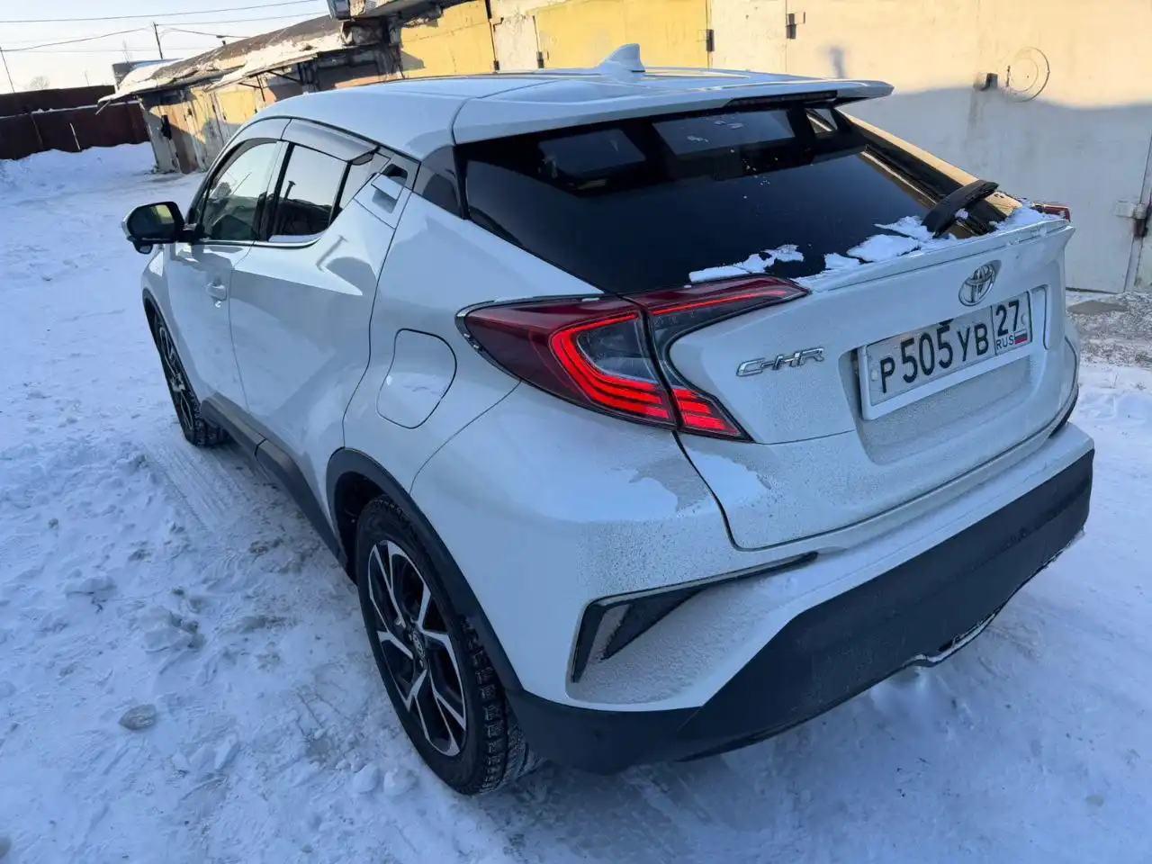 Продам Toyota C-HR 2018 года - Легковые автомобили (Авто) в Хабаровск