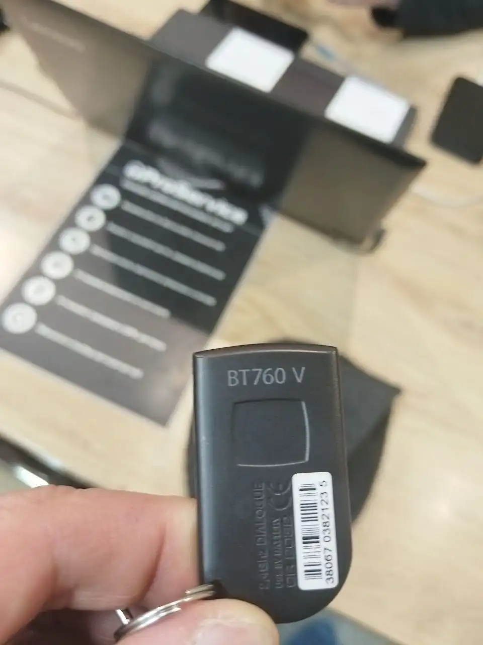 Куплю метку на сигнализацию Pandora - Запчасти (Авто) в Хабаровск