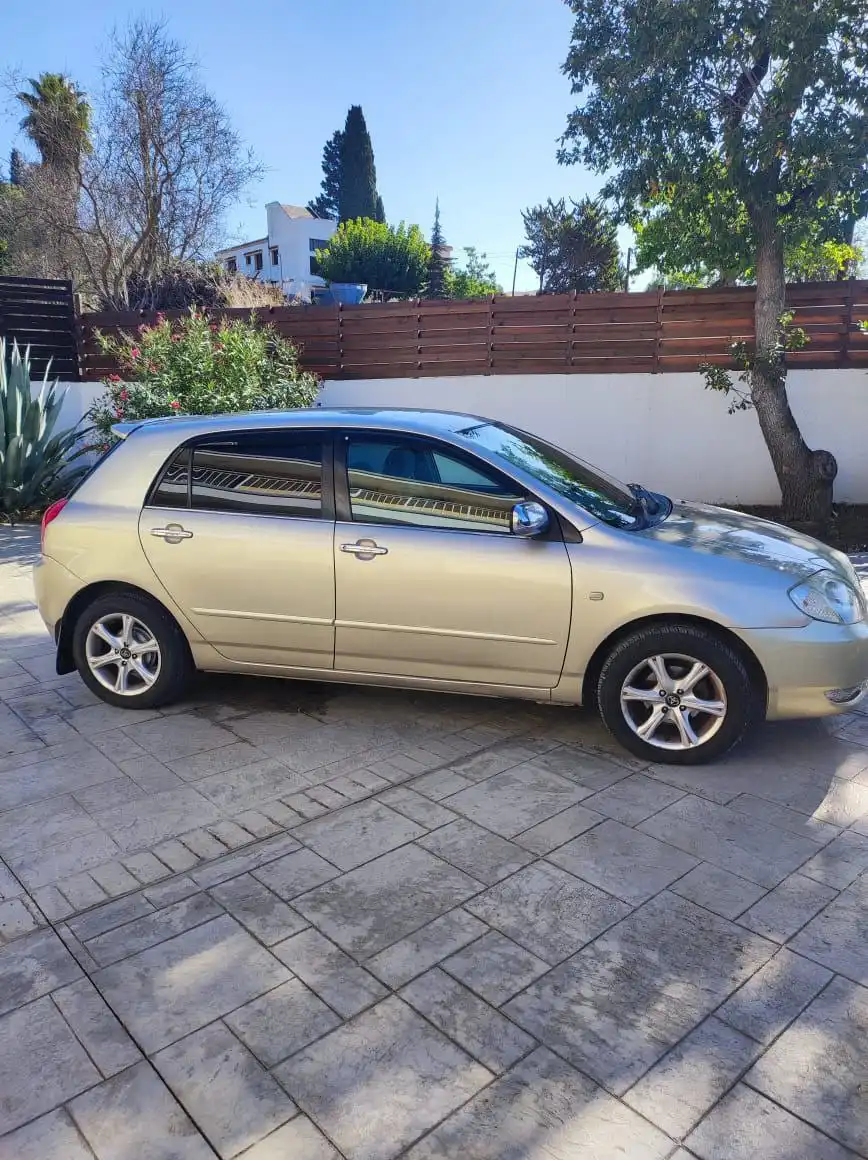 Продажа Toyota Allex 1,6L 2002 в Пафосе - Легковые автомобили (Авто) в Пафос