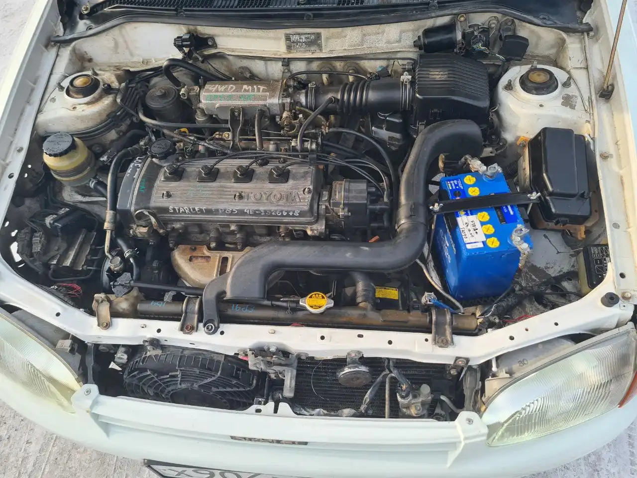 Продам бодрую старлетку с документами - Авто в Хабаровск