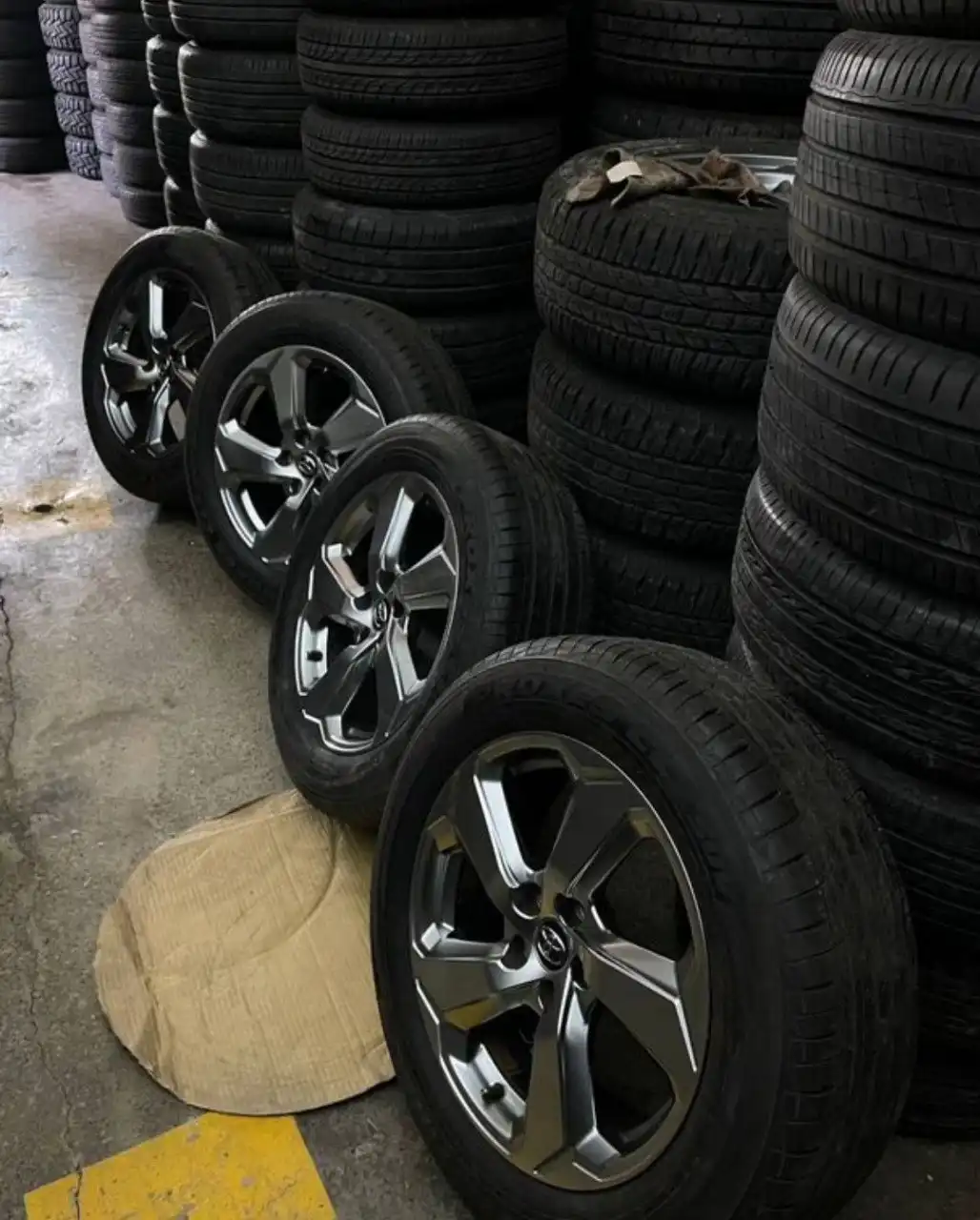 Продажа колес Toyota 7×R18 5×114.3 - Запчасти (Авто) в Хабаровск