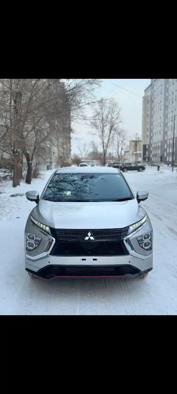 Продается идеальный Mitsubishi Eclipse Cross 2023 - Кроссовер (Авто) в Хабаровск