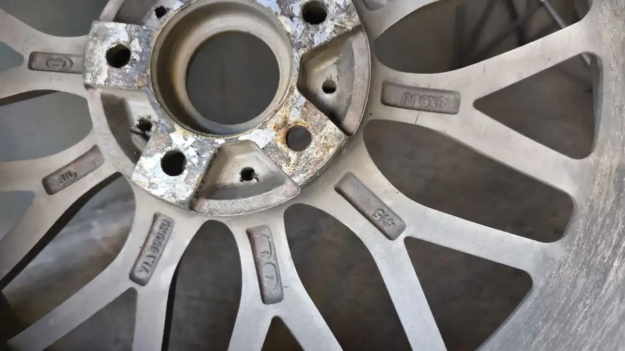 Продам комплект колес с резиной Goform GH18 235/45/18 - Запчасти (Авто) в Хабаровск