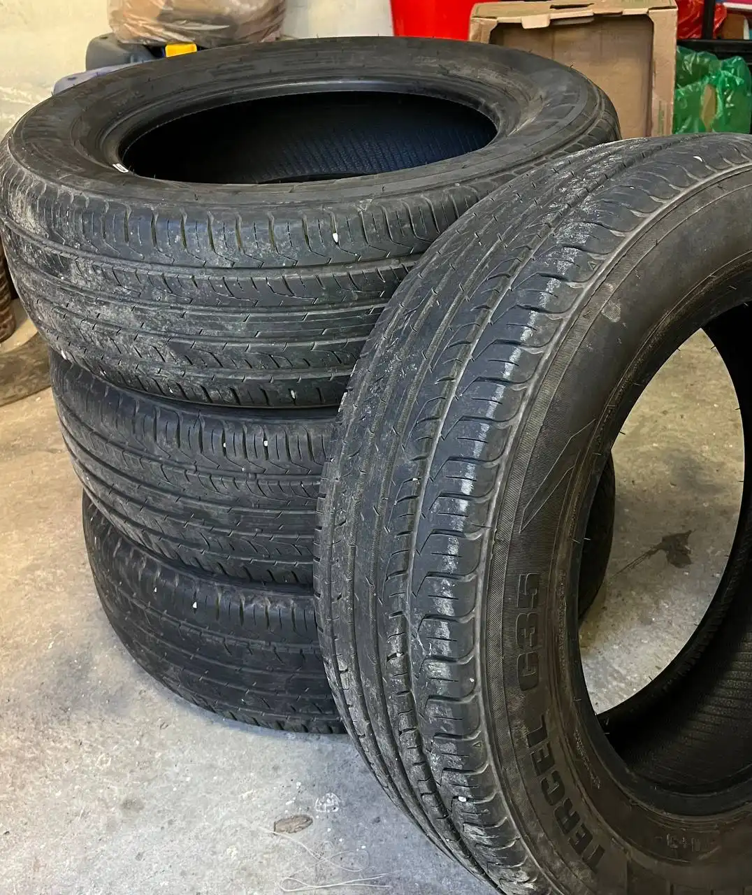 Продам шины 225/65/17 летние - Шины и диски (Авто) в Хабаровск