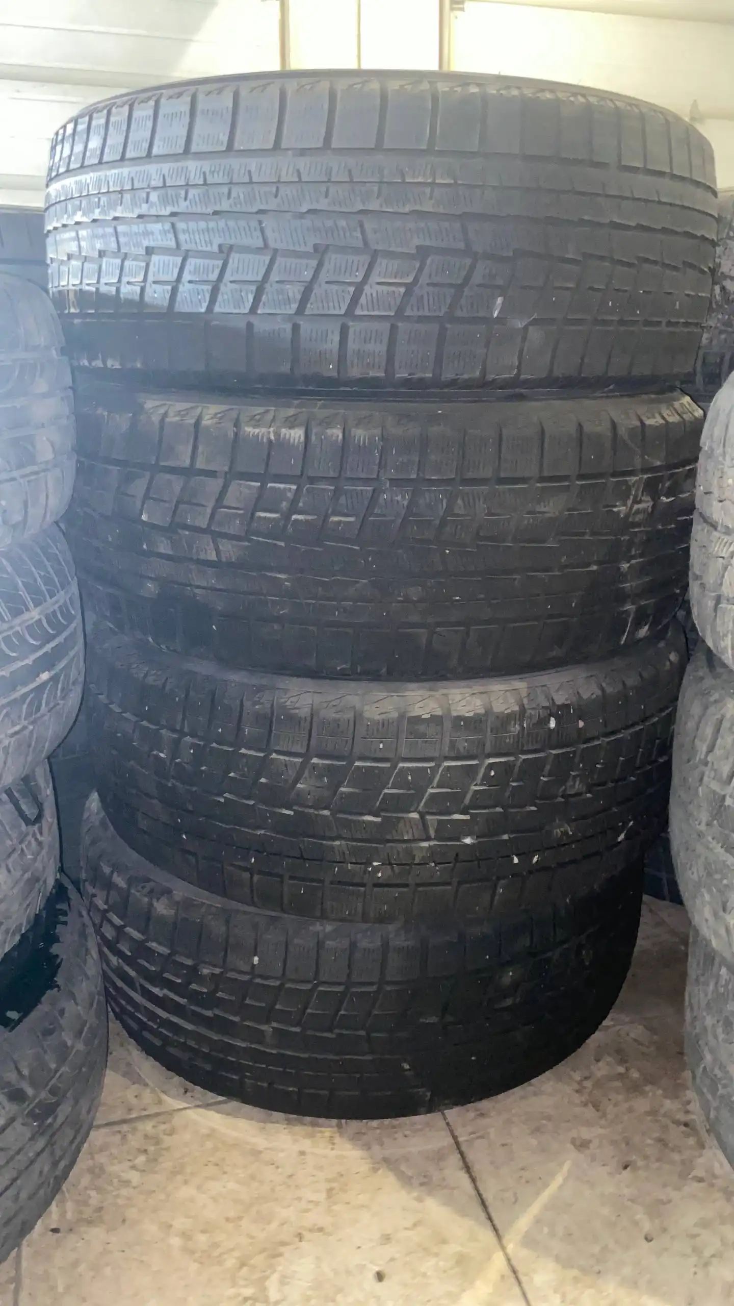 Шины Yokohama 225/45 R19 ICE Guard IG60 92Q зимние - Шины и диски (Авто) в Хабаровск