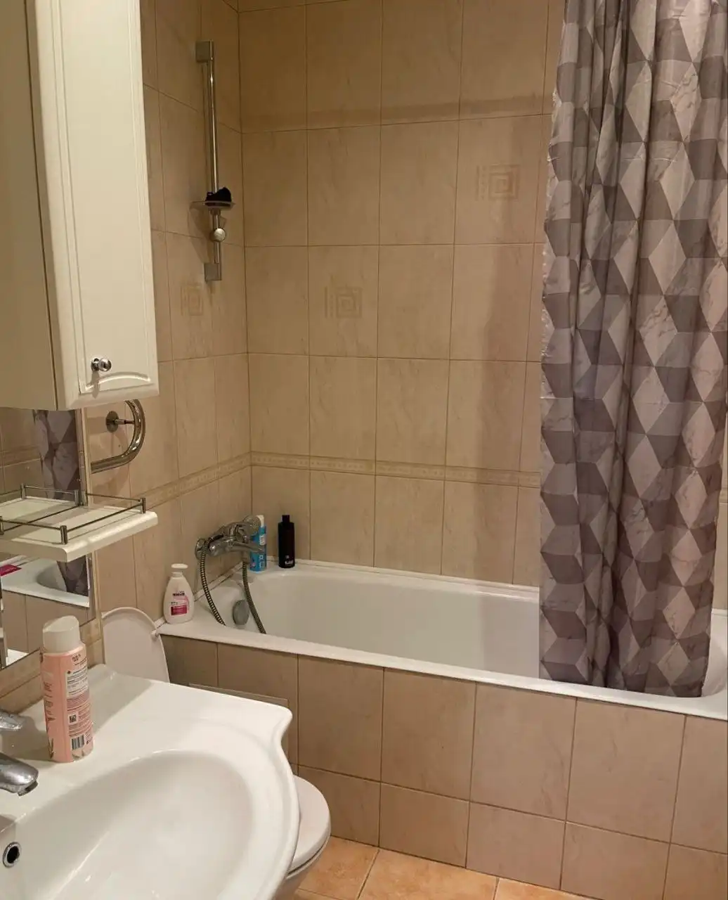 Сдам 1-комнатную квартиру на Герасима Курина 18 - Аренда квартир (Недвижимость) в Москва