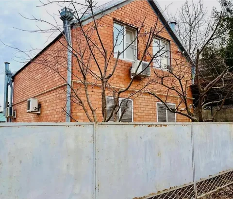 Дом в Краснодаре 95м2 с участком - Аренда в Краснодар