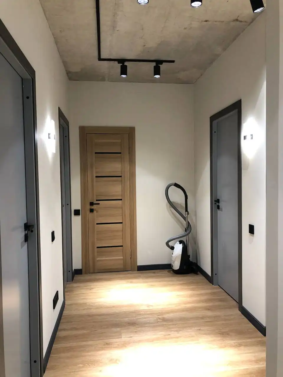 Сдам комнату для девушки в ЖК Пятницкие кварталы - Аренда комнат (Недвижимость) в Москва