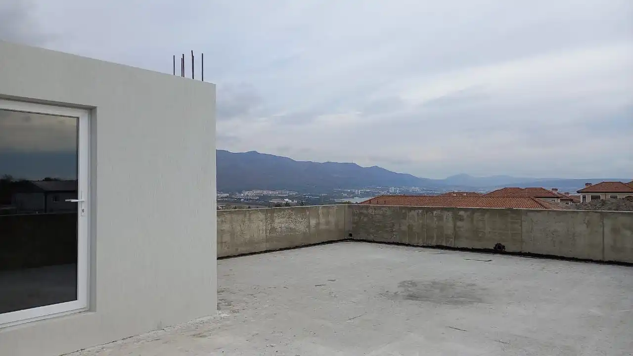 Дом в Геленджике с панорамным видом на горы и бухту - Дома (Недвижимость) в Геленджик