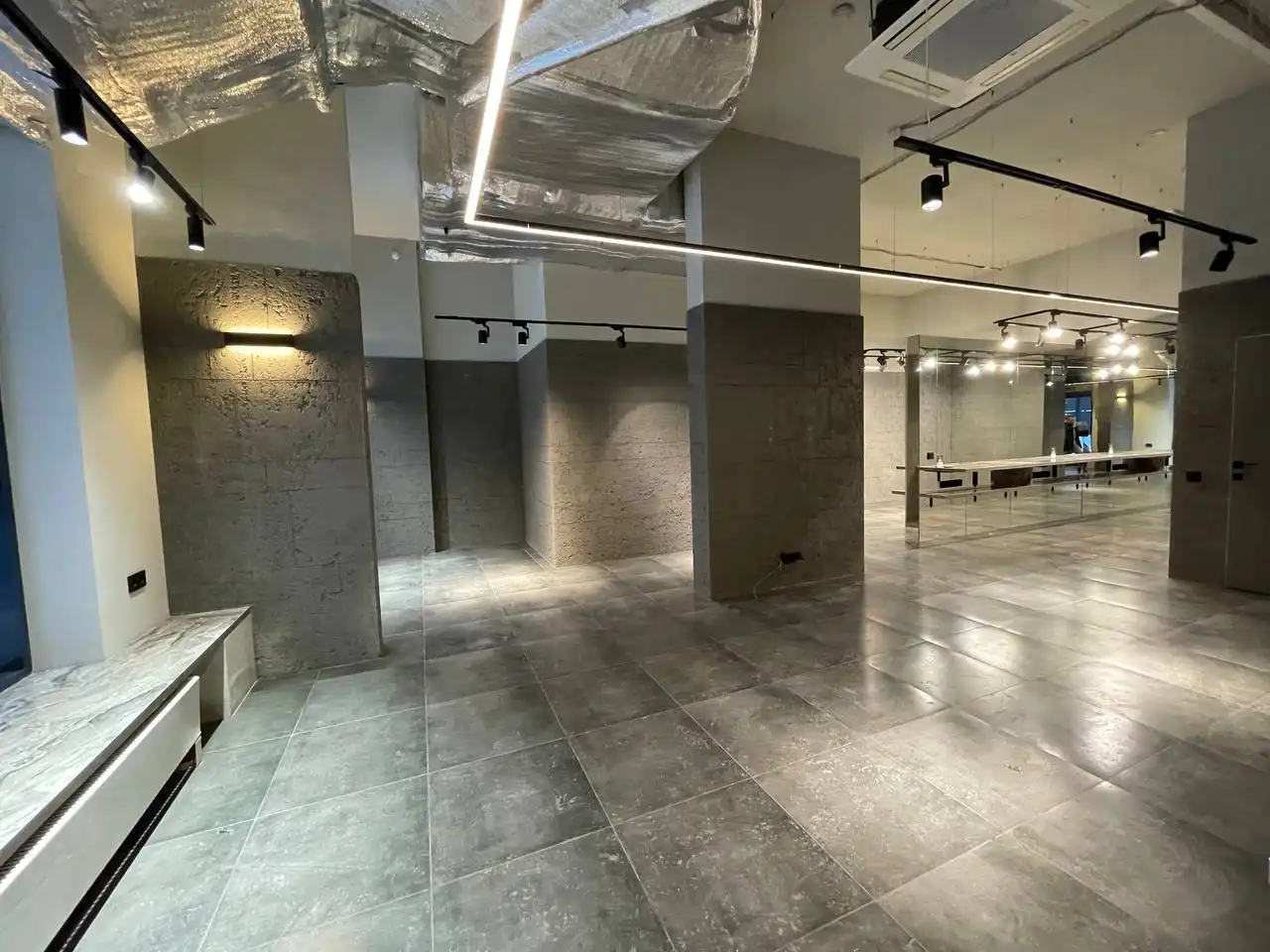 Аренда помещения под салон красоты в Москве - Аренда коммерческой недвижимости (Недвижимость) в Москва