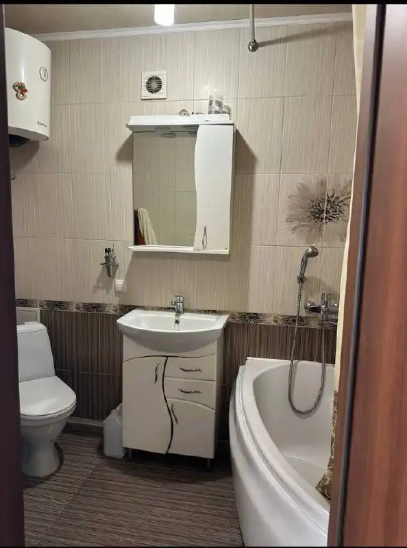 Продам двухкомнатную квартиру с евроремонтом в Мелитополе - Квартиры (Недвижимость) в Мелитополь