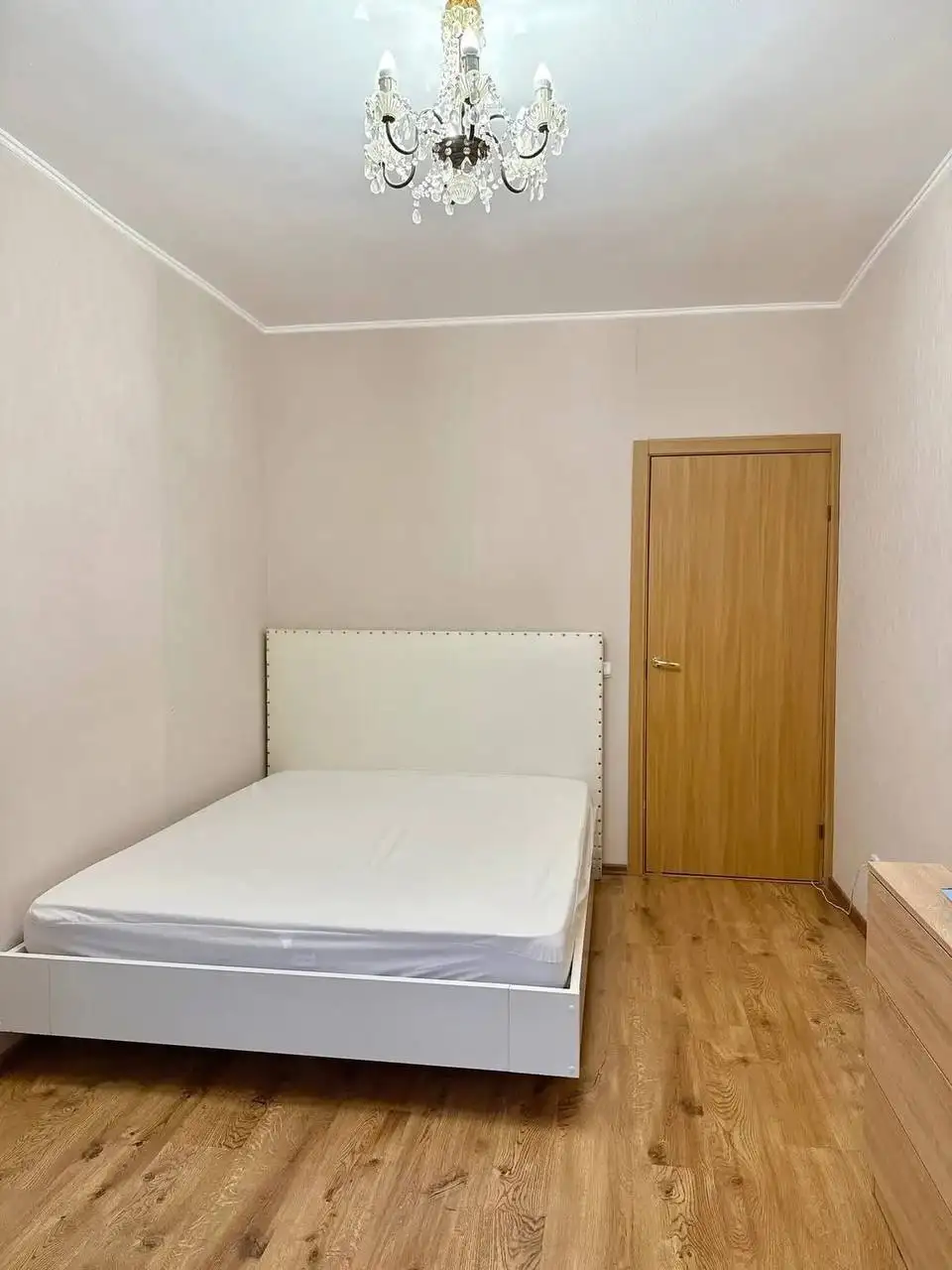 Сдается комната на короткий срок с 20 по 28 февраля - Аренда жилья (Недвижимость) в Москва