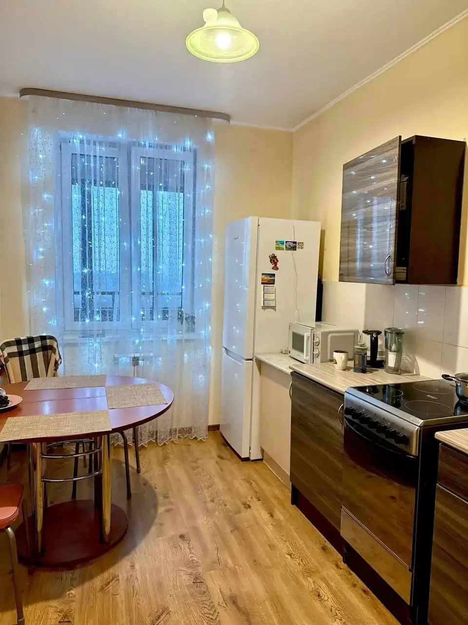 Сдается комната на короткий срок с 20 по 28 февраля - Аренда жилья (Недвижимость) в Москва