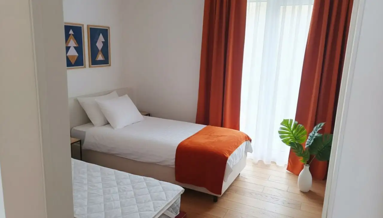 Продажа дома в закрытом поселке Гринлаундж у Истринского водохранилища - Дома (Недвижимость) в Москва