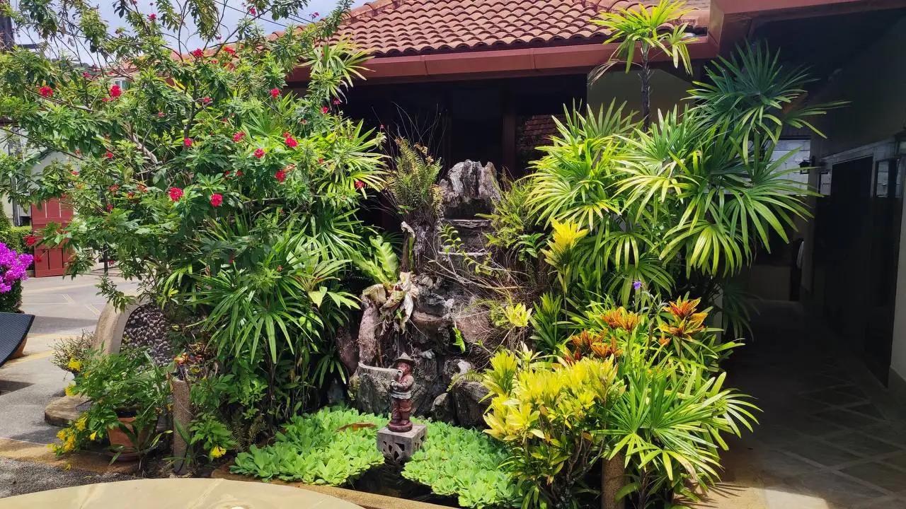 Продажа виллы в Пхукете, район Най Харн - Вилла (Недвижимость) в Пхукет