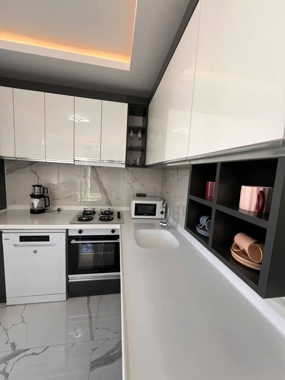 Аренда двухуровневой квартиры 1+1 в Махмутларе - Аренда квартир (Недвижимость) в Махмутлар