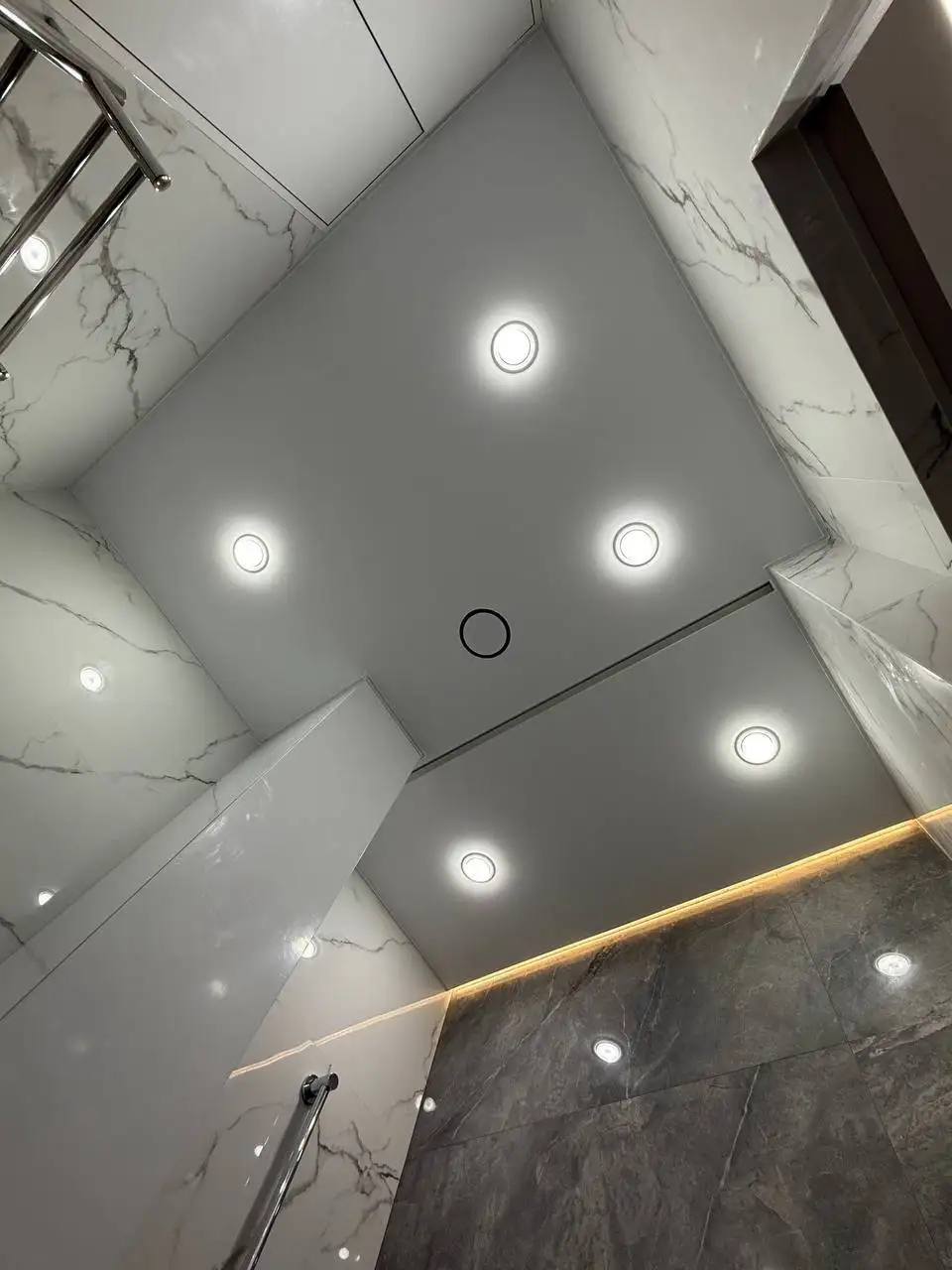 Установка натяжных потолков в Москве и МО - Ремонт и строительство (Услуги) в Москва