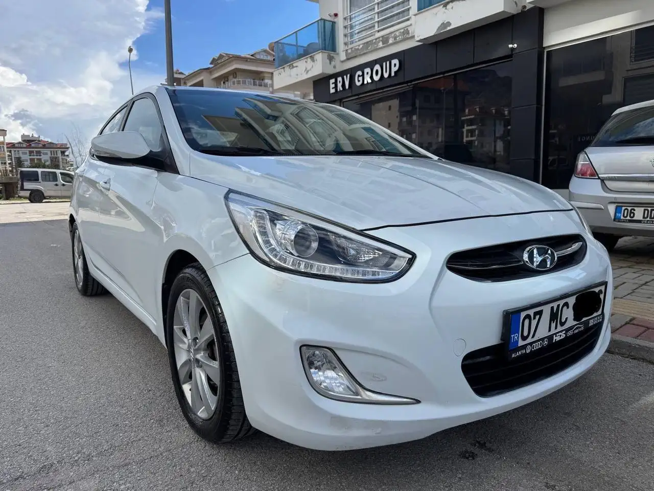 Продажа Hyundai Accent Blue 2016 года - Легковые автомобили (Авто) в Аланья