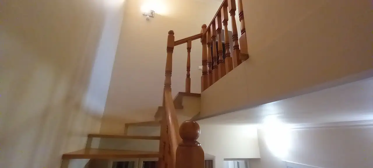 Продается двухэтажная 5-комнатная квартира в Пушкинском районе - Квартиры (Недвижимость) в Москва