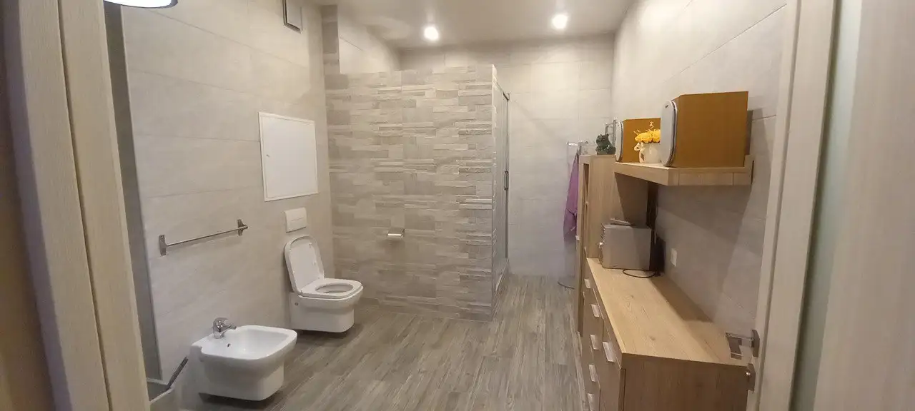 Продается двухэтажная 5-комнатная квартира в Пушкинском районе - Квартиры (Недвижимость) в Москва