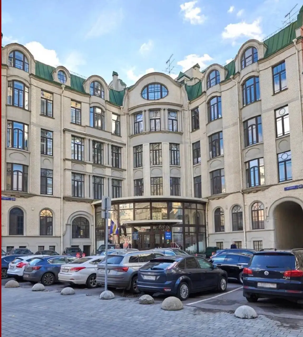 Особняк клубного формата Under The Glass в центре Москвы - Коммерческая недвижимость (Недвижимость) в Москва