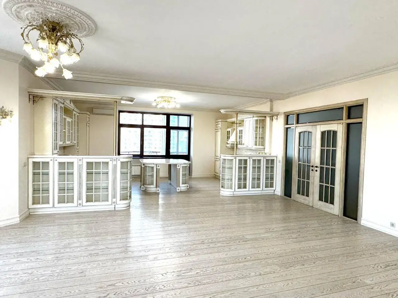 4-х комнатная квартира 230 кв м в Москве - Квартиры (Недвижимость) в Москва