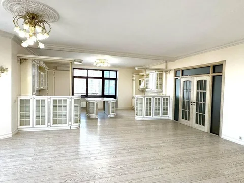 4-х комнатная квартира 230 кв м в Москве - Недвижимость в Москва