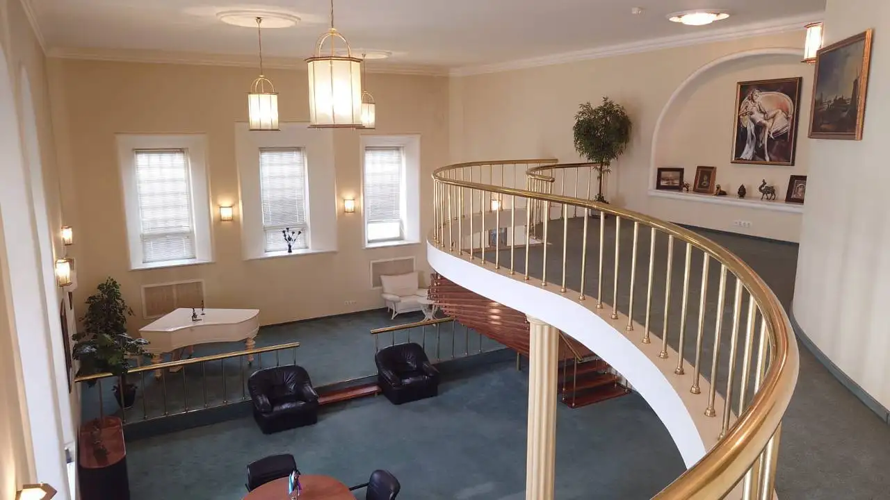 Продажа офисного здания класса В в центре Москвы - Коммерческая недвижимость (Недвижимость) в Москва