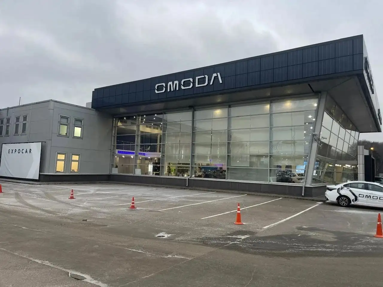 Автосалон на МКАД, 85-й км - Коммерческая недвижимость (Недвижимость) в Москва