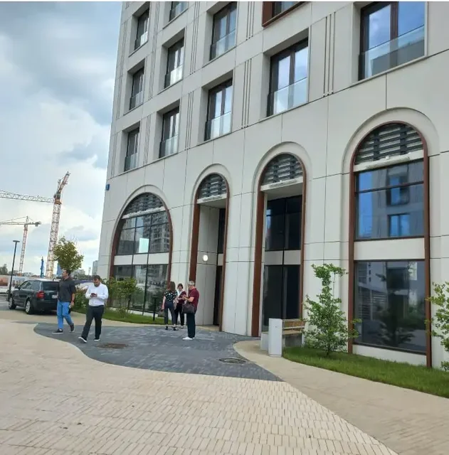 Помещение под супермаркет/ресторан в центре ЖК бизнес-класса - Койко-место в Москва