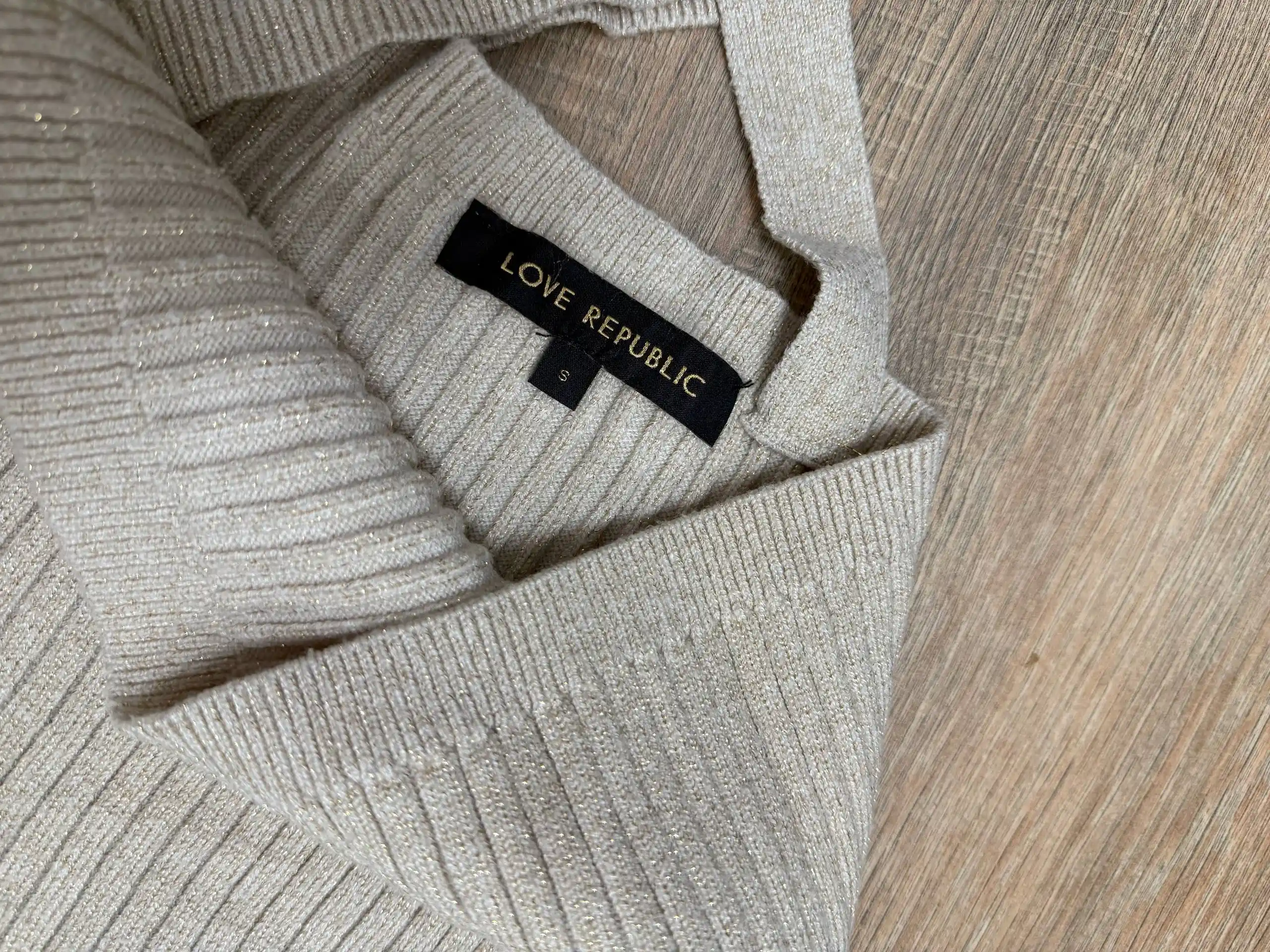 Ботильоны, кофта, куртка и шапка