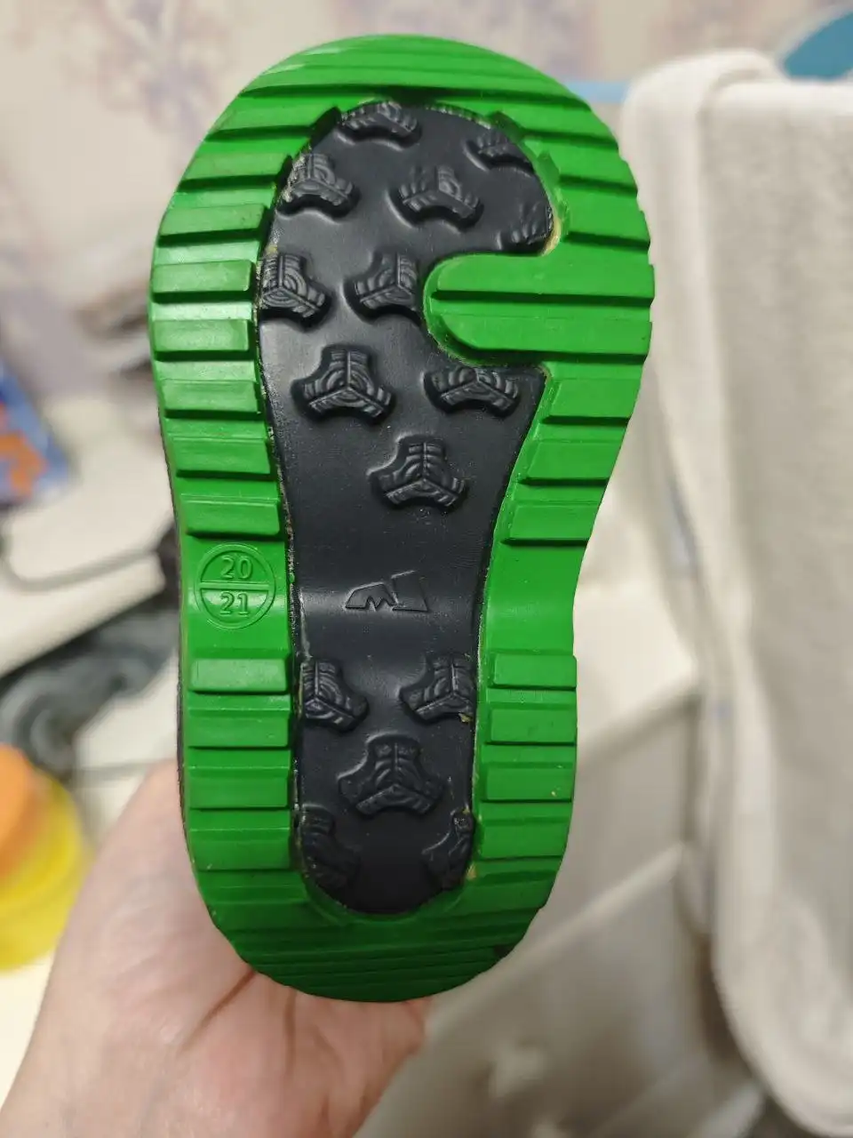 Дутики абсолютно новые