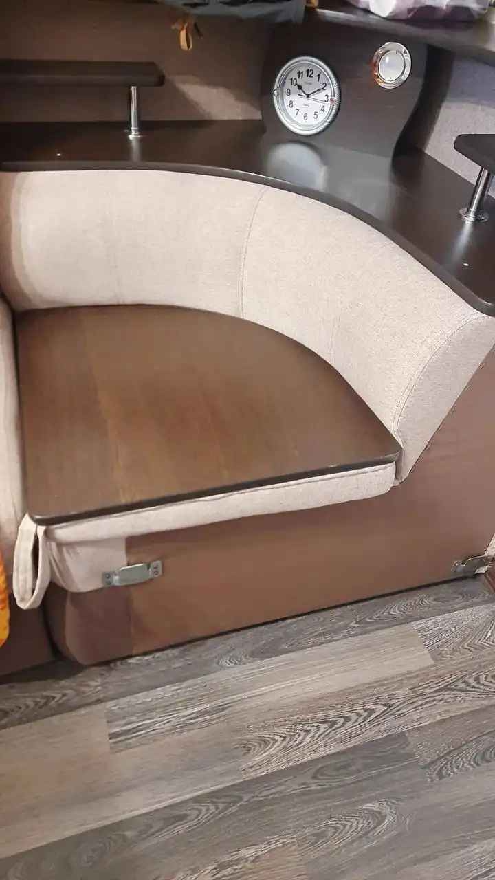 Продам угловой диван