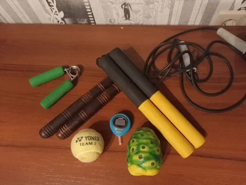 Спортивный инвентарь: эспандер, мячик, нунчаки, шагомер, прыгалки - Хобби и отдых в Балашиха